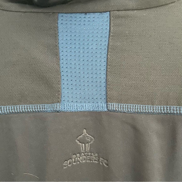 EUC Men’s Adidas XBOX 360 Seattle Sounders Full Zip Track Jacket - Picture 2 of 4